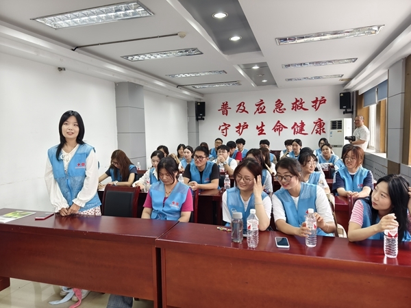 市红十字会“快乐益夏”项目志愿者“严苛”培训15
