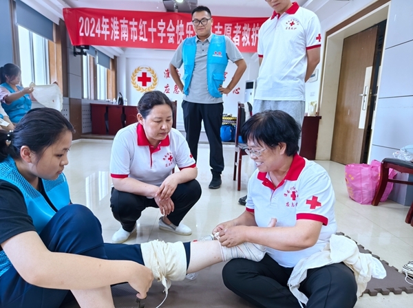 市红十字会“快乐益夏”项目志愿者“严苛”培训20