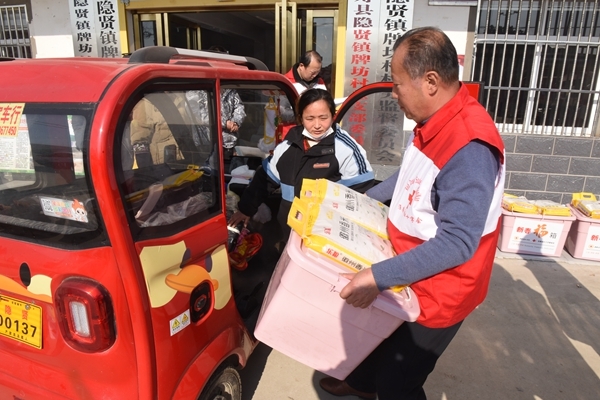 淮南市红十字会慰问救助帮扶户5