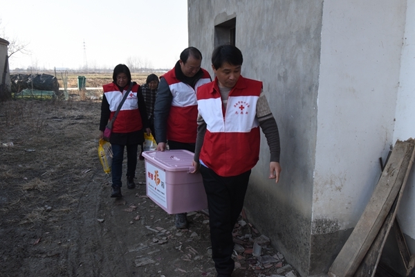 淮南市红十字会慰问救助帮扶户6