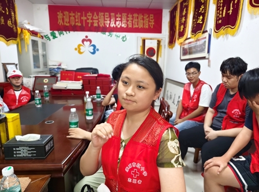 “快乐益夏”志愿者参观学习收获满满42