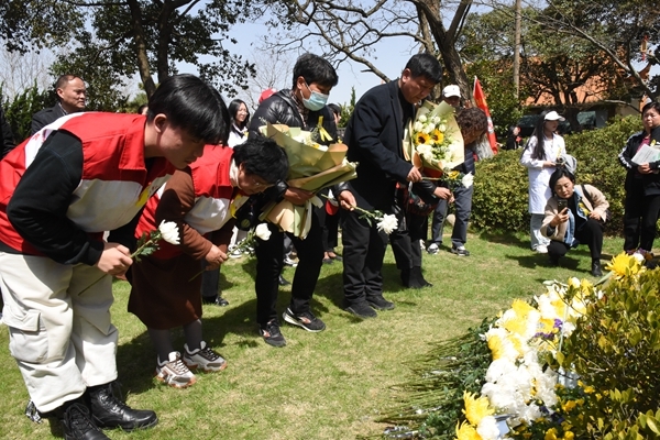 春天的怀念不会淡忘23