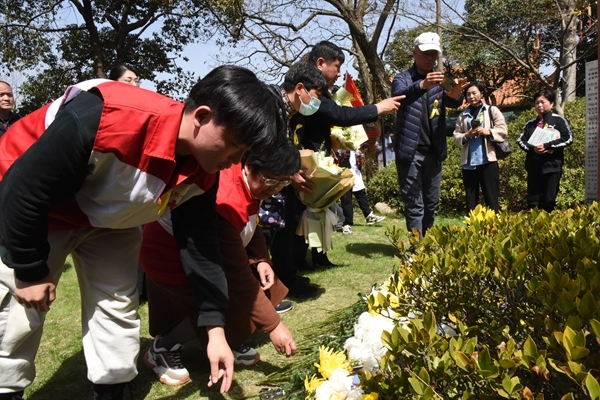 春天的怀念不会淡忘24