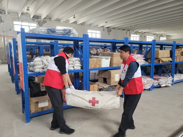 淮南市红十字救援队开展救援装备训练4