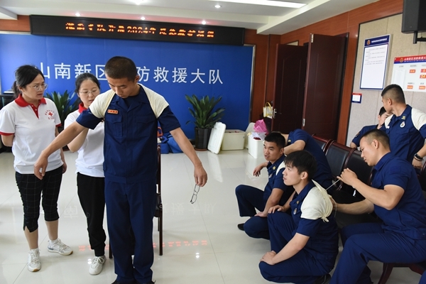 淮南市红十字会连续16年为消防培训应急救护5
