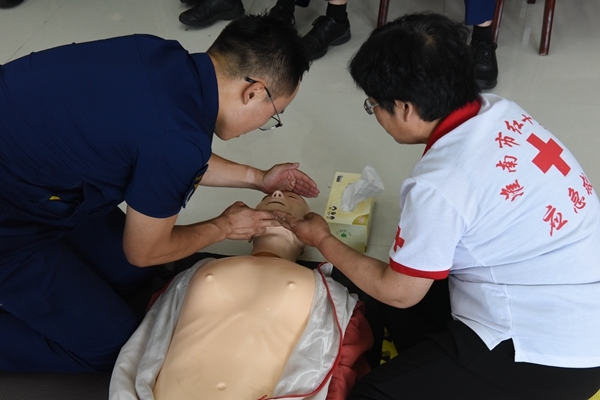 淮南市红十字会连续16年为消防培训应急救护8