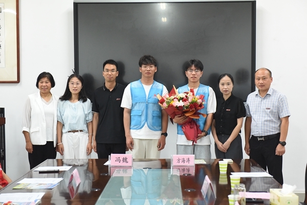 淮南欢送第75棒生命接力奔赴救命征程3