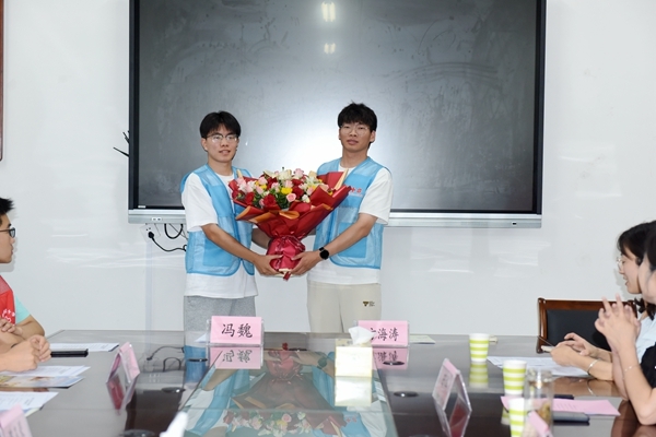 淮南欢送第75棒生命接力奔赴救命征程8