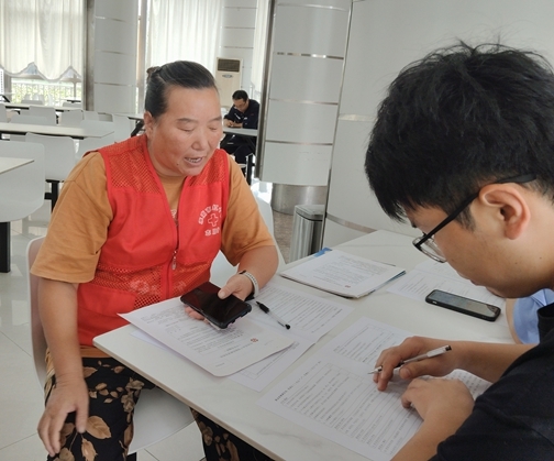 “淮小红”深入企业献血捐“髓”动员5