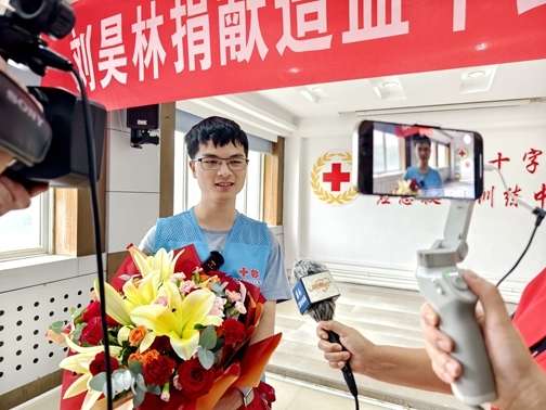 咱们一大家自家人为你壮行20