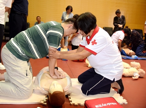 世界急救日市长学救护10