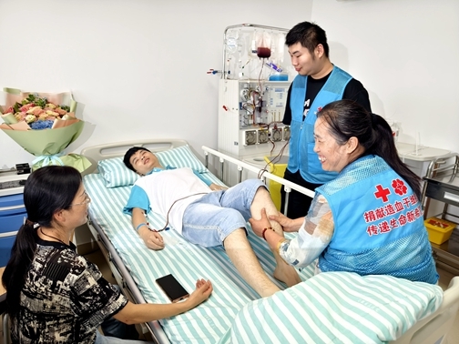 21岁的他跨越三省四地成功传递生命接力16