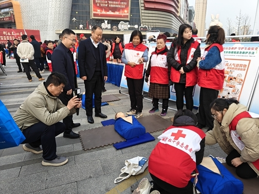 国际志愿者日“淮小红”依然是主角15