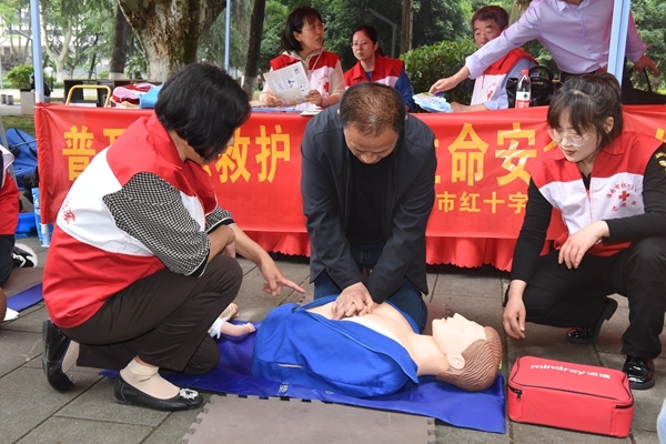 淮南市县红十字会开展防灾减灾宣传活动13