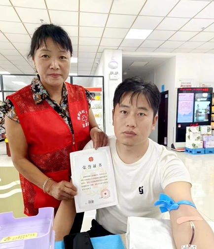 市红十字会赴寿县指导动员献血采样6