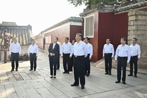 习近平在福建考察时强调 扭住目标不放松 一张蓝图绘到底 在中国式现代化建设中奋勇争先11