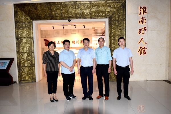 直奔一线务实调研12