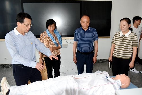 直奔一线务实调研3