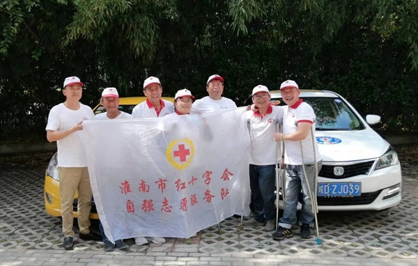 “淮小红”爱心护考温馨呵护学子赢得爱的回馈30