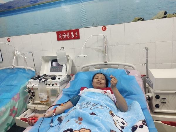 “淮小红”以热血行动庆祝世界献血者日14