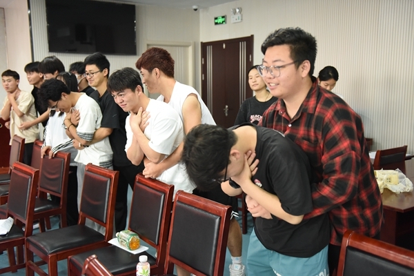 淮南联合大学举办首期红十字救护员培训班12