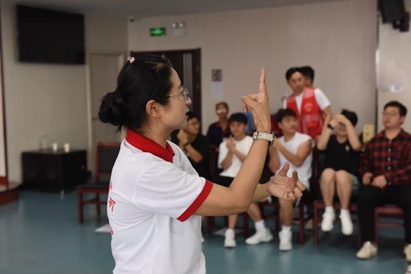 淮南联合大学举办首期红十字救护员培训班3