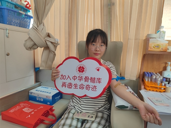 安理大志愿者再次联办持续献血活动9