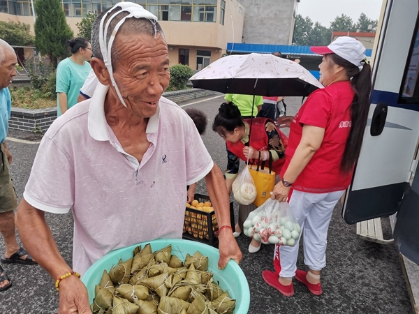 “淮小红”“粽”情端午“艾”暖人间11