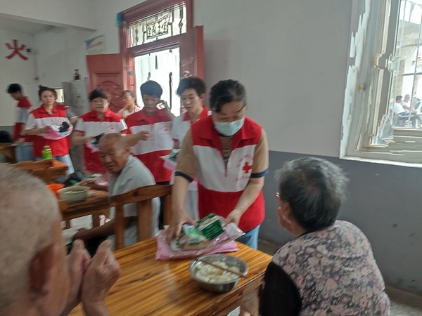 “淮小红”“粽”情端午“艾”暖人间45