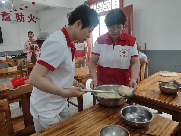 “淮小红”“粽”情端午“艾”暖人间47