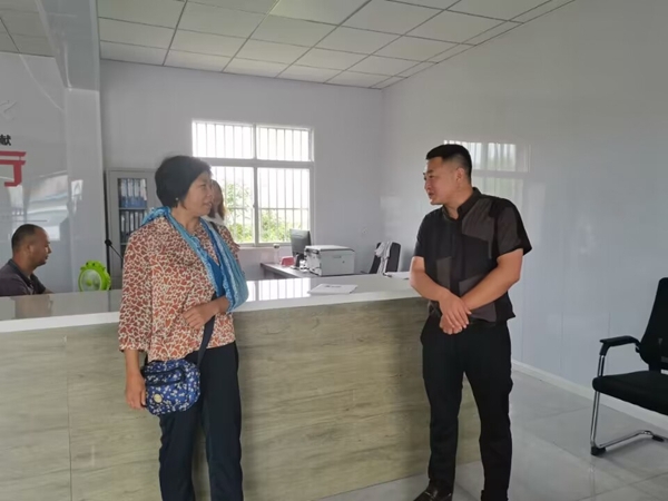 淮南市红十字会端午情暖帮扶户14
