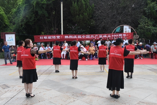 淮小红”红心颂歌献给党16
