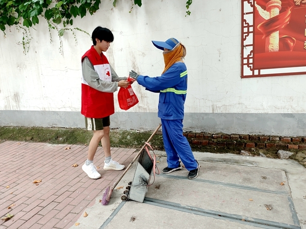 爱心粥爱心包爱心活送给您13