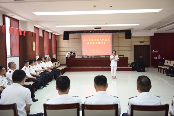 淮南市红十字会为海事水上应急突击队进行救护培训1