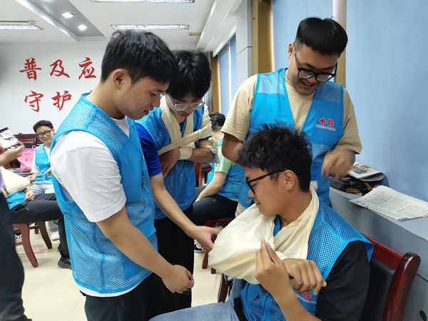 “快乐益夏”与爱有约16