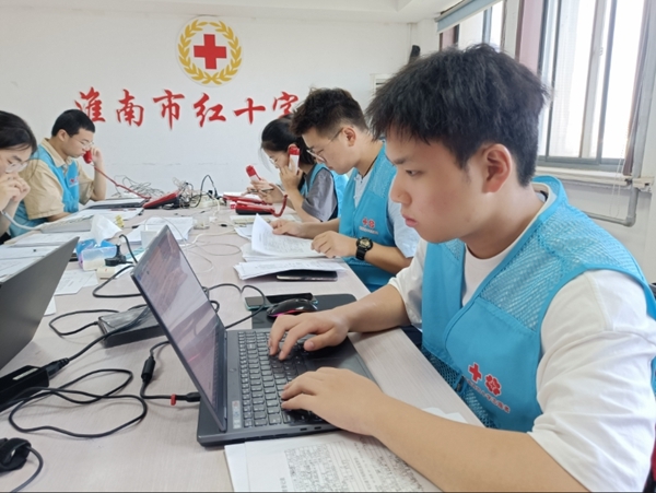 “快乐益夏”与爱有约70