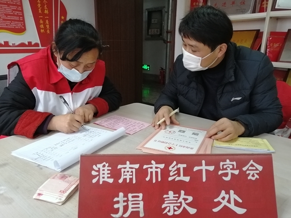 花甲志愿者王梅英扎根社区默默奉献35载19