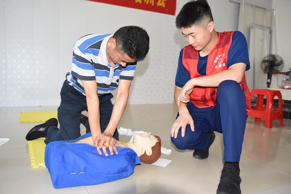 淮南市红十字会应急救护员培训再进社区20