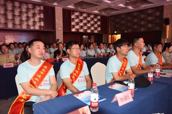 感谢您,捐献者;致敬,捐献者!20