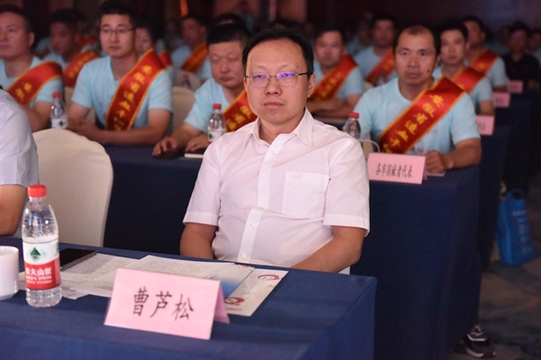 感谢您,捐献者;致敬,捐献者!6