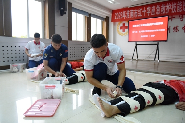 淮南市红十字应急救护技能初赛展风采7