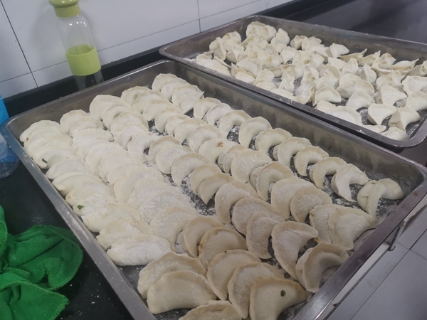 “淮小红”“双节”奉献忙39