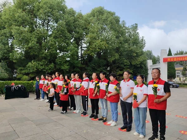 “淮小红”“双节”奉献忙73