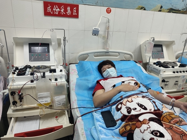 “淮小红”“双节”奉献忙2