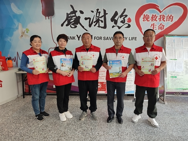 “淮小红”“双节”奉献忙3