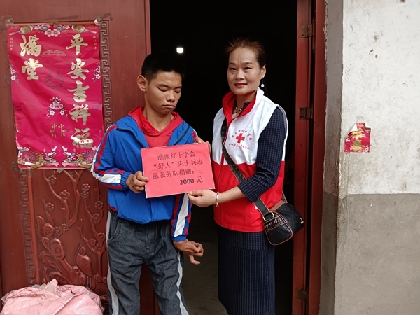 “淮小红”“双节”奉献忙10