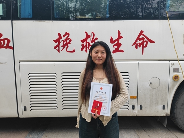 淮职志愿者献血留样忙20