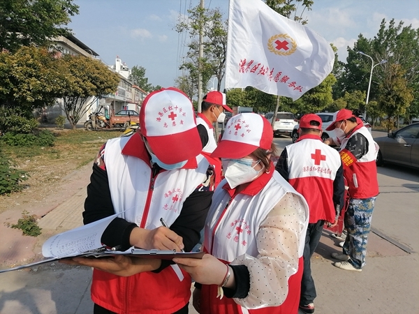 三员“淮小红”同获三季度市学雷锋志愿服务典型18