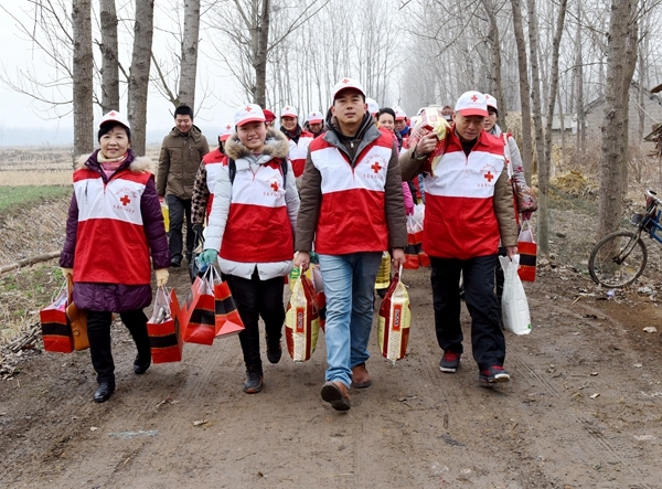三员“淮小红”同获三季度市学雷锋志愿服务典型20