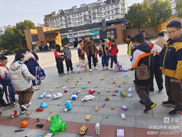 爱心义卖 童心可嘉5